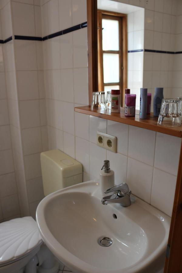 Altstadtcafe Und Pension Havelberg Bagian luar foto